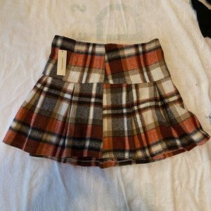 New Francesca’s boutique plaid skirt